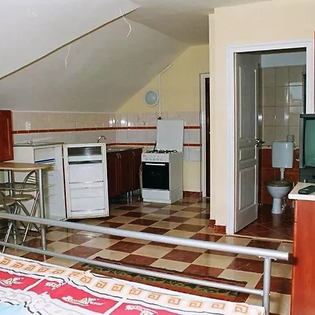 Ferenczi Apartment