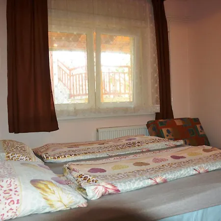 Ferenczi Apartment