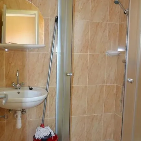 Ferenczi Apartment *