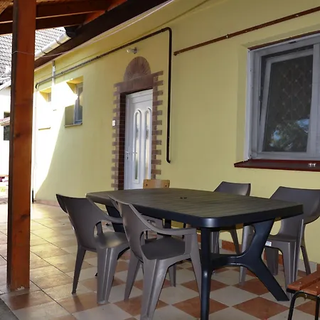 Ferenczi Apartment